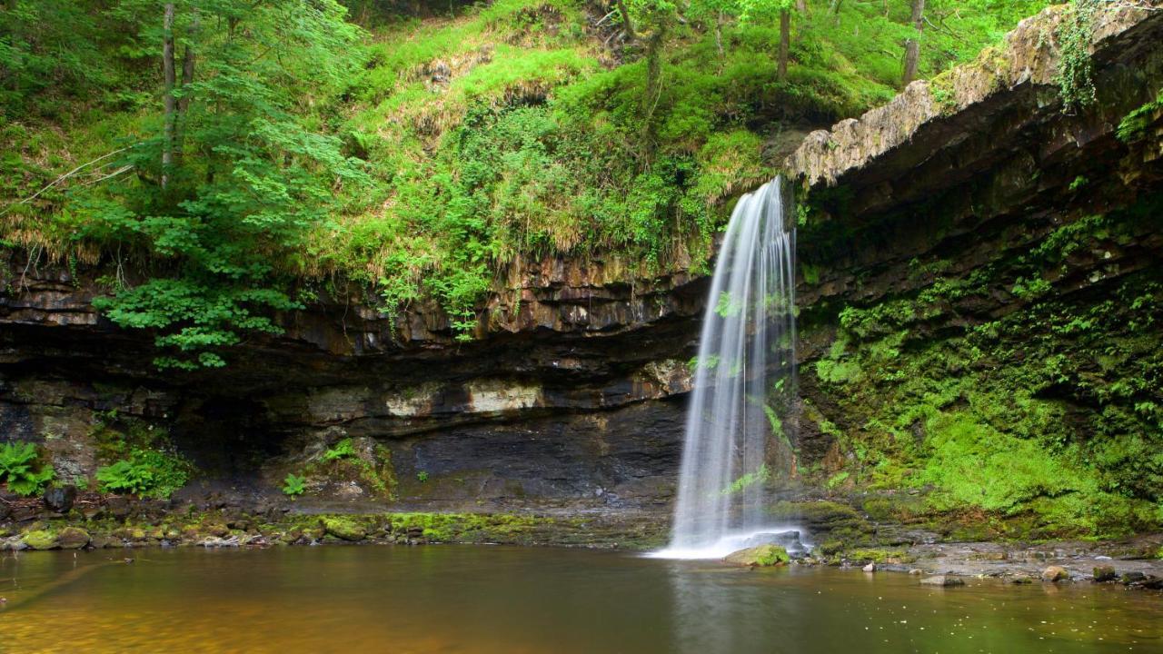 Riverside Brecon Exteriér fotografie