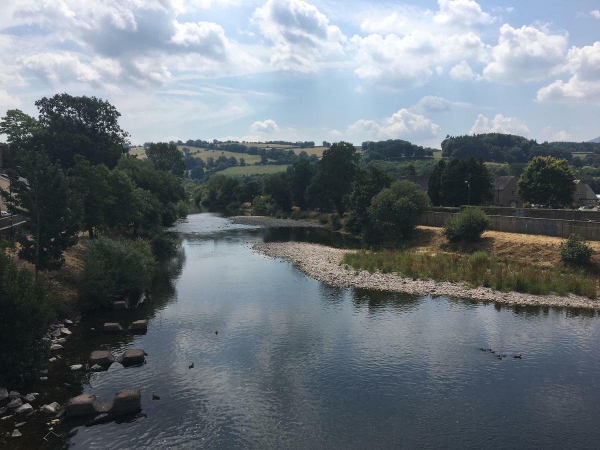 Riverside Brecon Exteriér fotografie